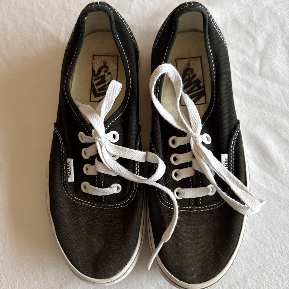 VANS Off The Wall Shoes Women's Size 6 Black Lace Up Sneakers